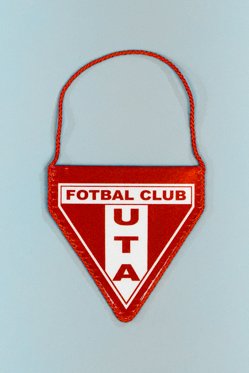 Fanion mic UTA roșu alb - emblema oficială decor suporteri