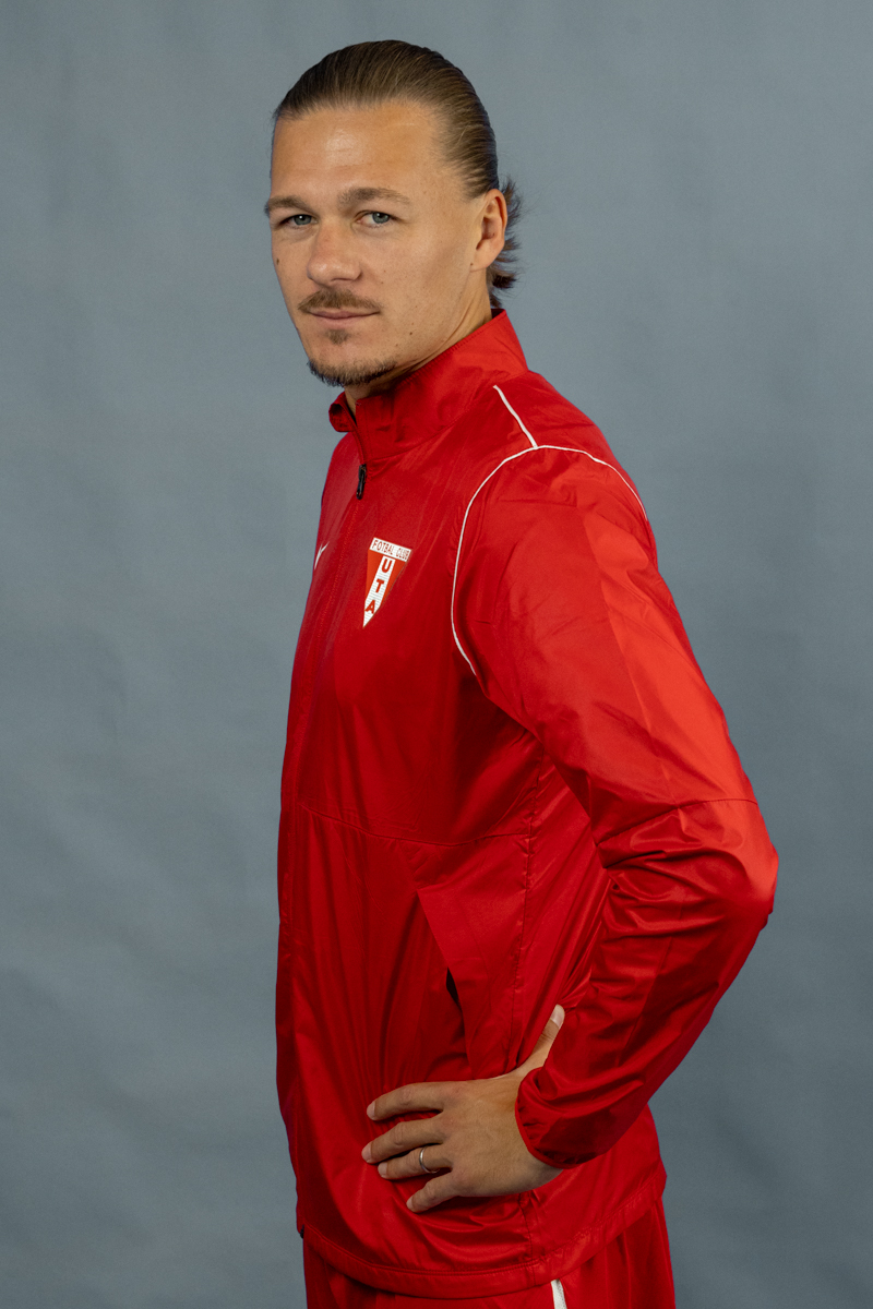 Geacă de vânt UTA Nike bărbați roșie – protecție ușoară
