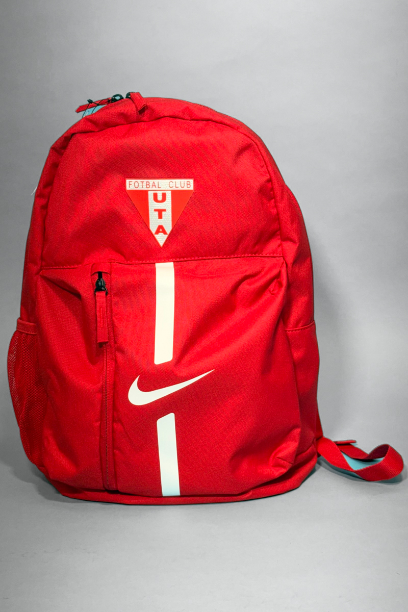 Rucsac sport Nike S cu compartiment wet-dry, 22L