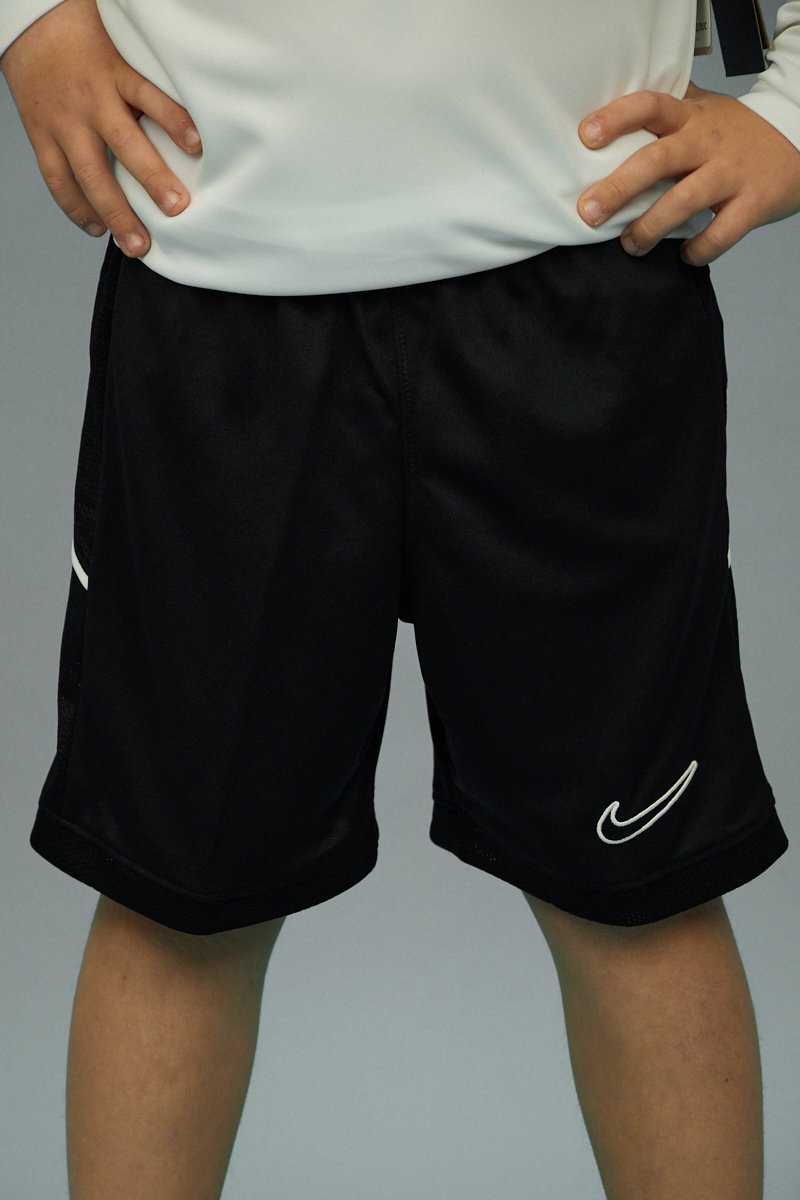 ȘORT PREZENTARE COPII NIKE NEGRU – TEHNOLOGIE DRI-FIT