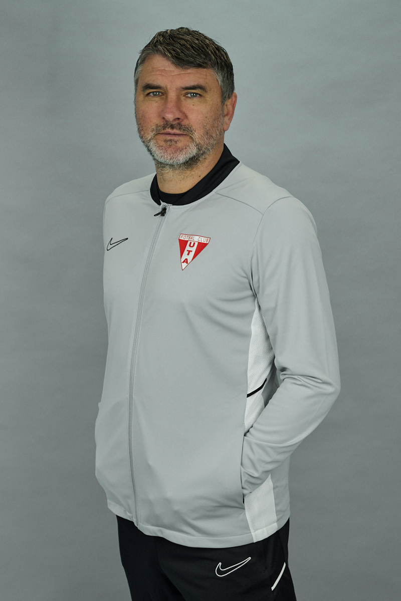 Trening bărbați Nike gri – Colecție oficială UTA Arad