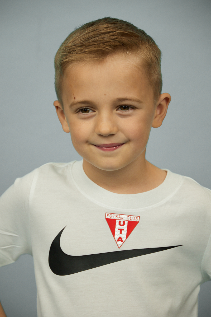 TRICOU TEE UTA LOGO NIKE COPII ALB – CONFORT ZILNIC
