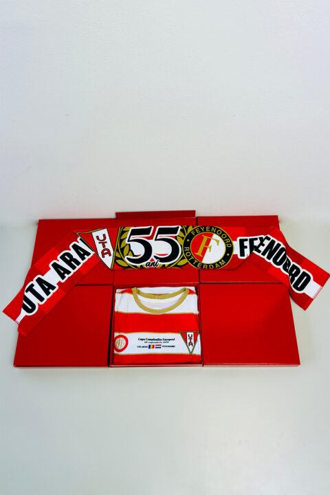 Set Tricou aniversar UTA – Feyenoord, eșarfă aniversară și cutie premium