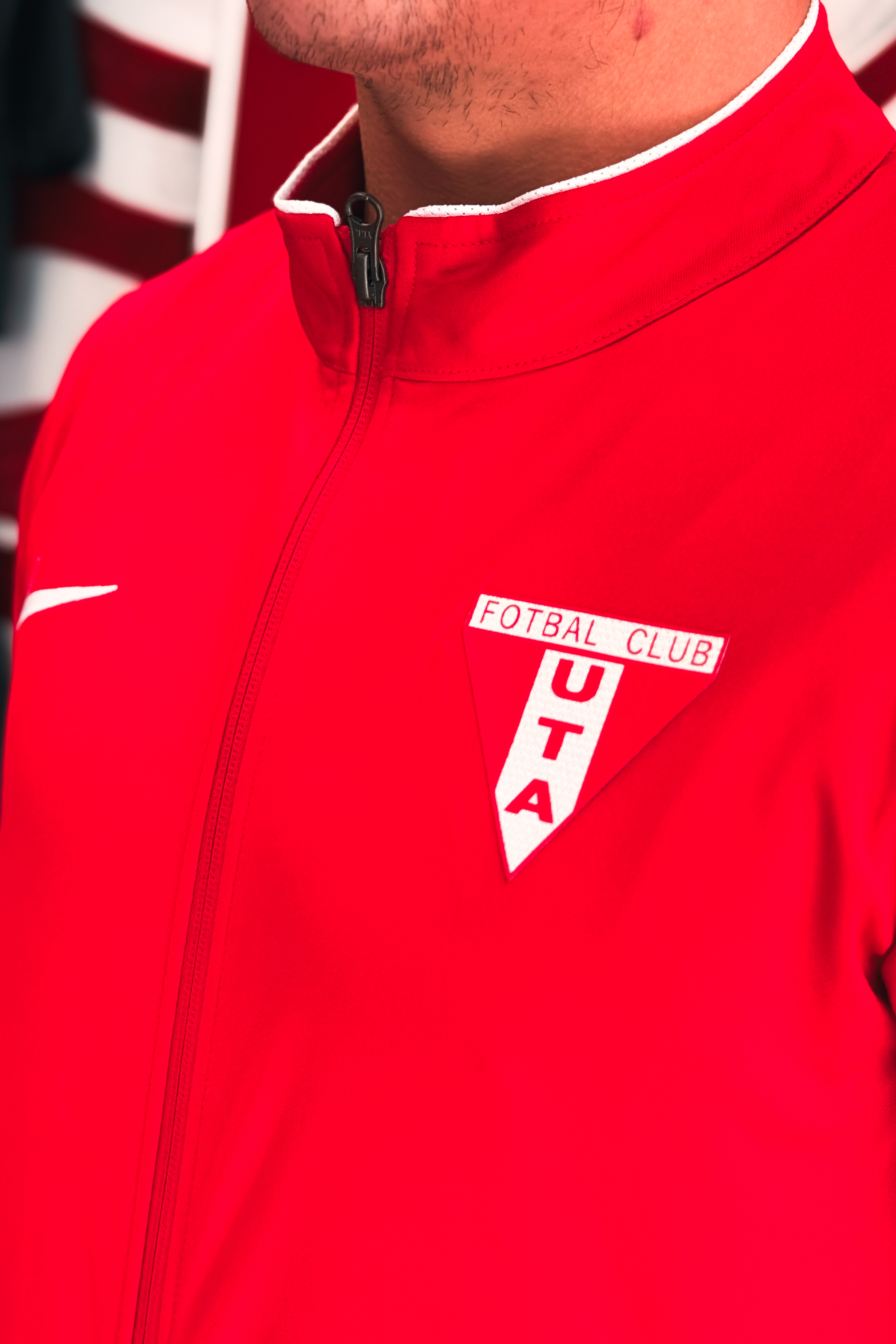 Bluză trening roșu nike UTA - adult