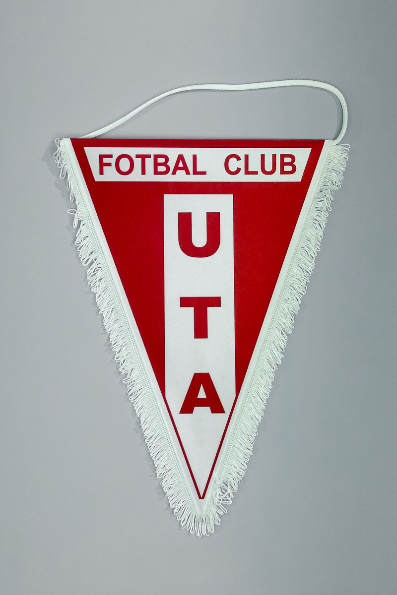 Fanion mare UTA roșu alb - emblema oficială cu franjuri