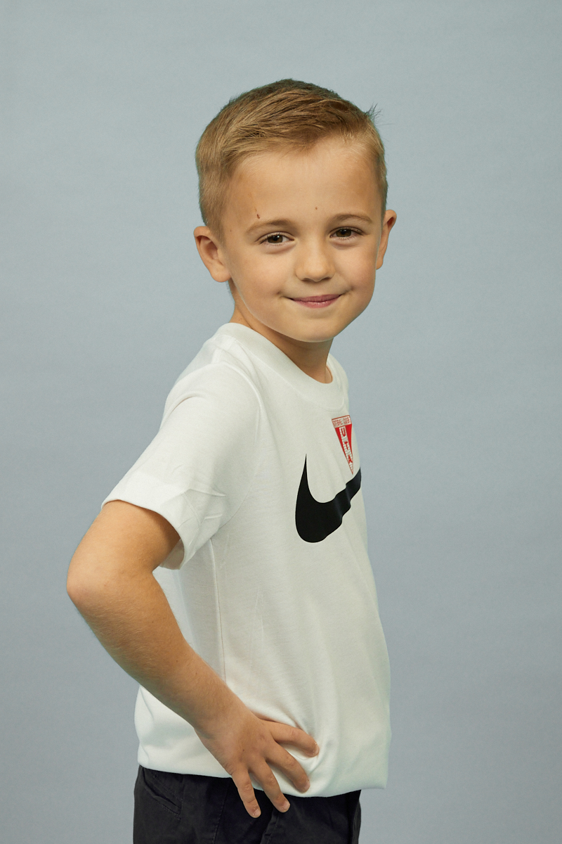 TRICOU TEE UTA LOGO NIKE COPII ALB – CONFORT ZILNIC