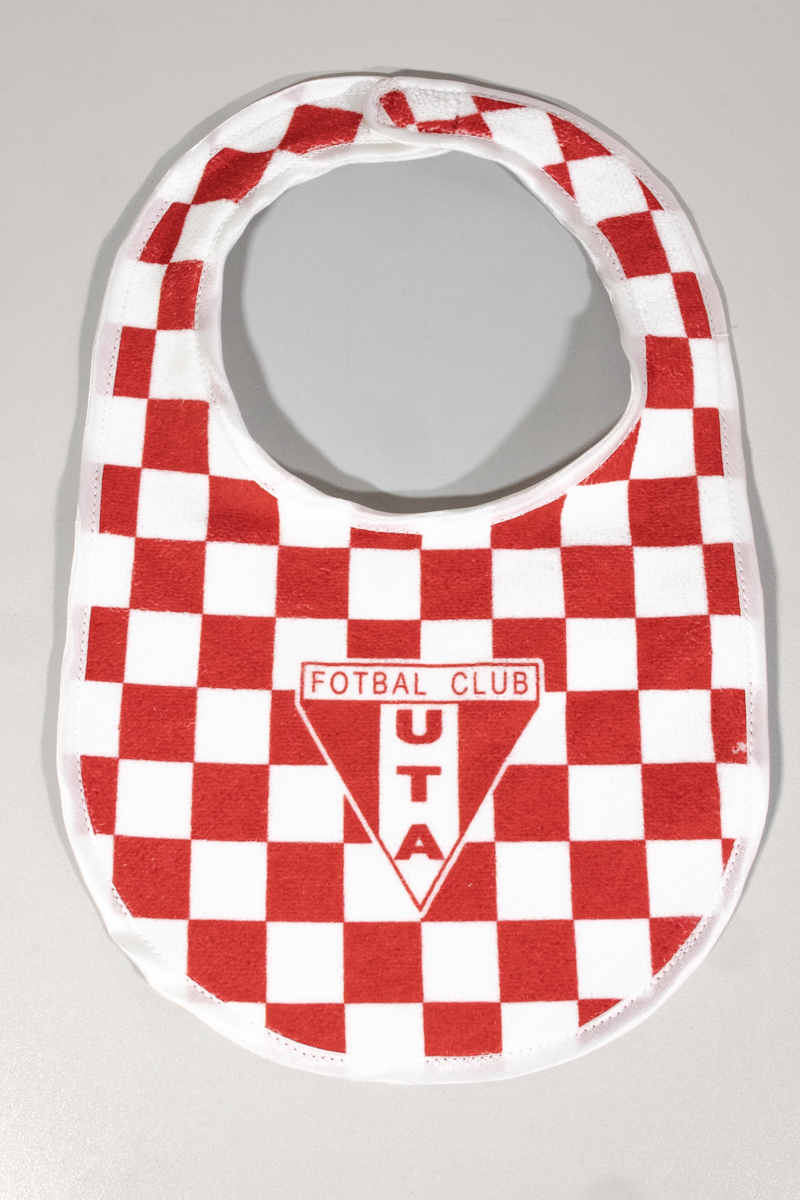 Bavetă bebe UTA roșu-alb cu scai