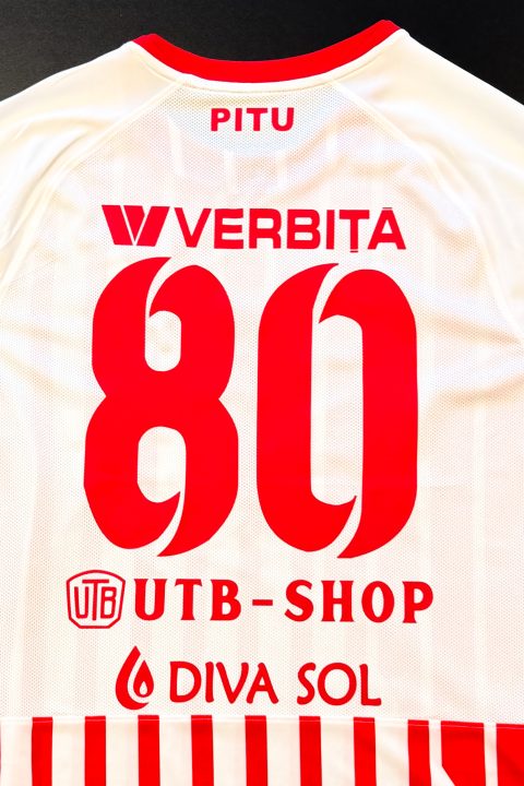 PERSONALIZARE TRICOU OFICIAL DE JOC UTA CU NUME ȘI NUMĂR
